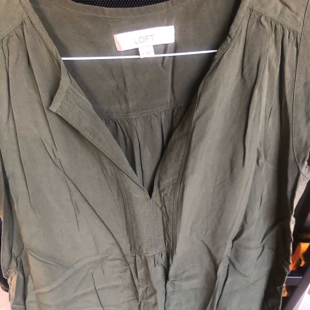 Army Green shoulder tank!